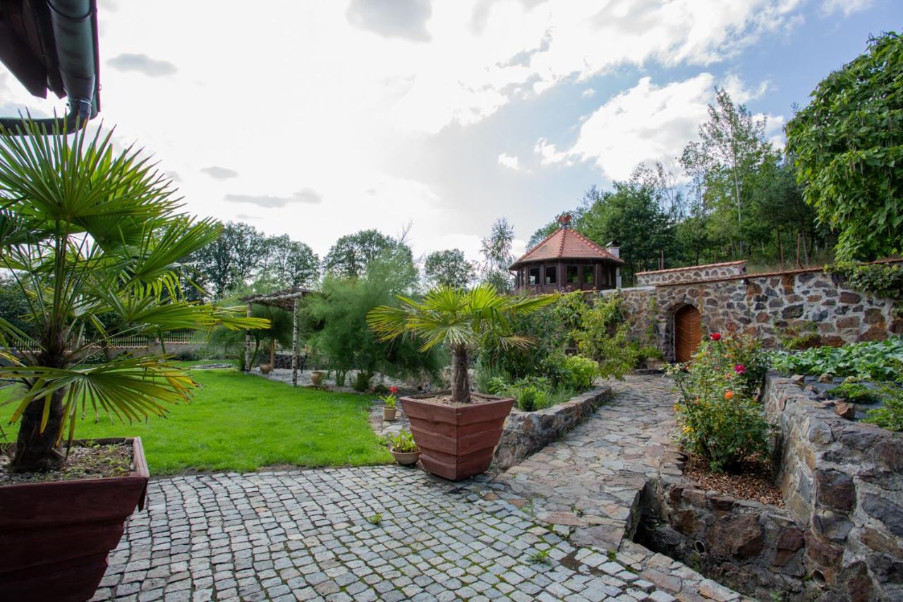 Hajovna Hnevnice Exterior foto